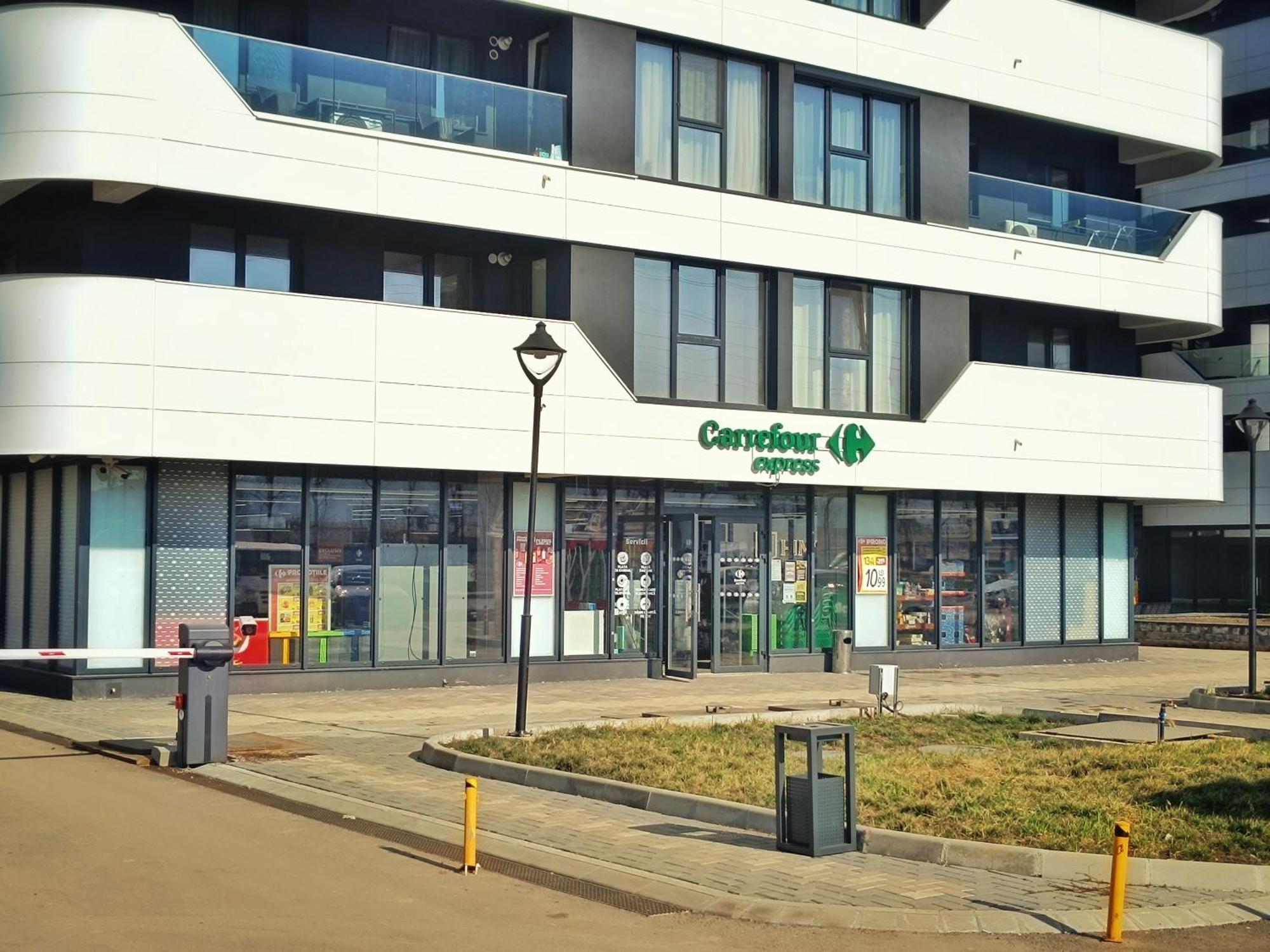 Super Apartments Near Airport With Shop & Free Parking Iasi Extérieur photo