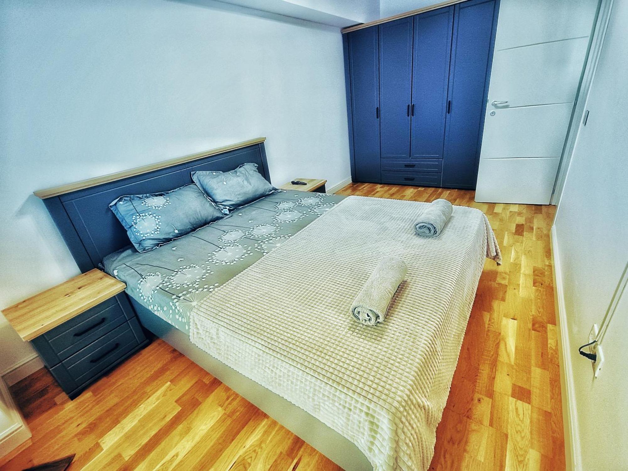 Super Apartments Near Airport With Shop & Free Parking Iasi Extérieur photo